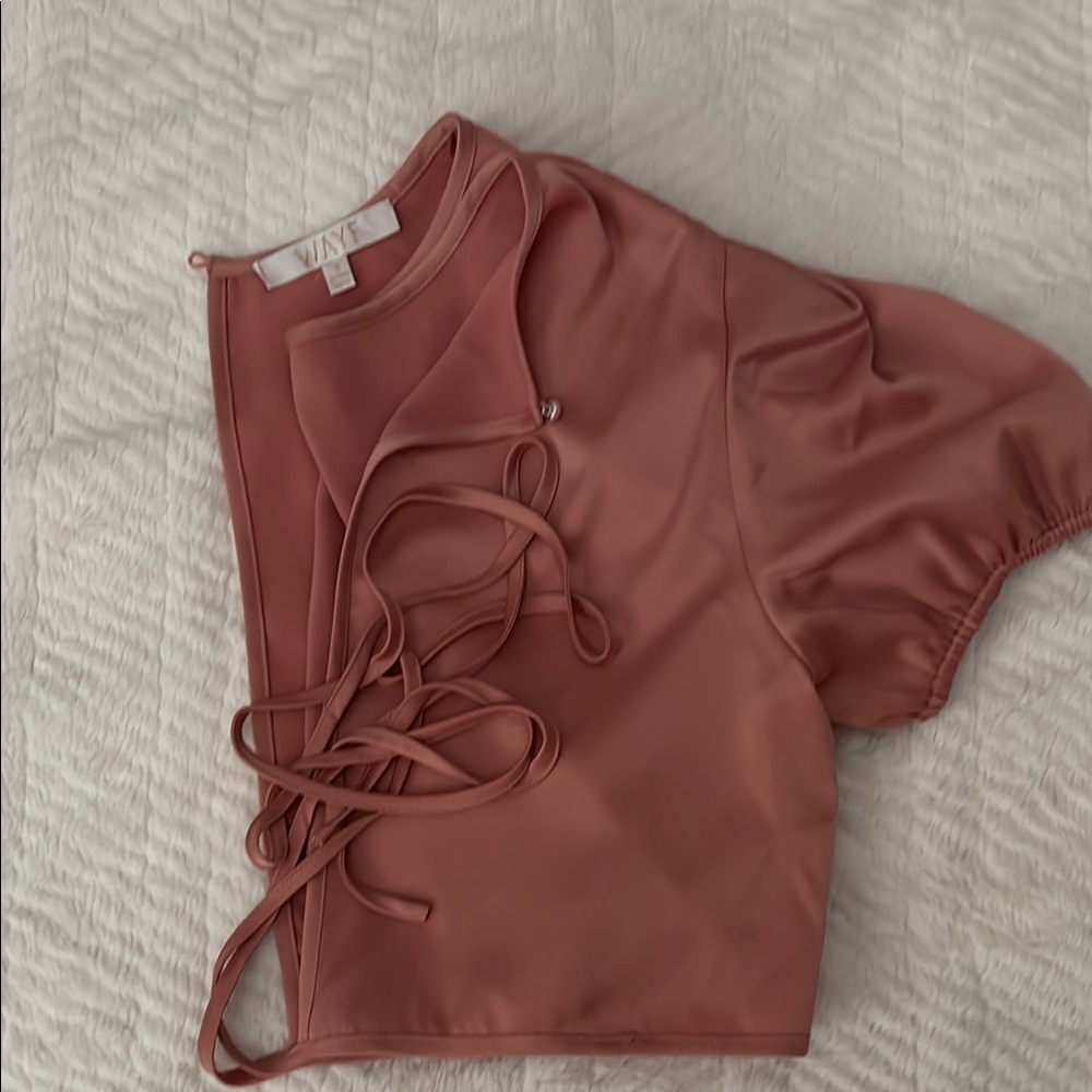 Perfect Pink Cropped Blouse - Picture 2 of 13